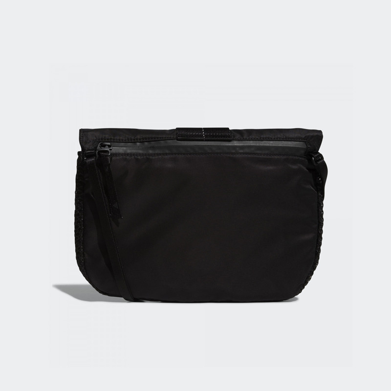 TAS SNEAKERS ADIDAS Favorite Sacoche