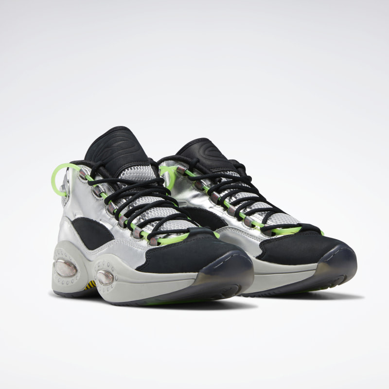 SEPATU BASKET REEBOK Minion Question Mid