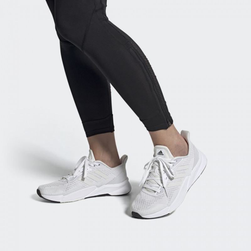 SEPATU LARI ADIDAS X9000l2