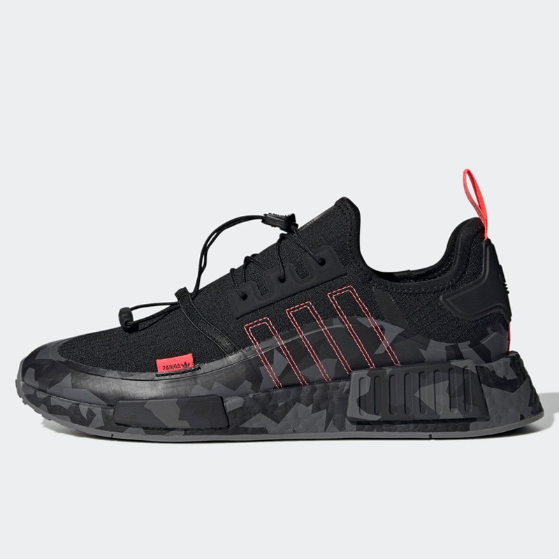 SEPATU SNEAKERS ADIDAS NMD_R1 TR