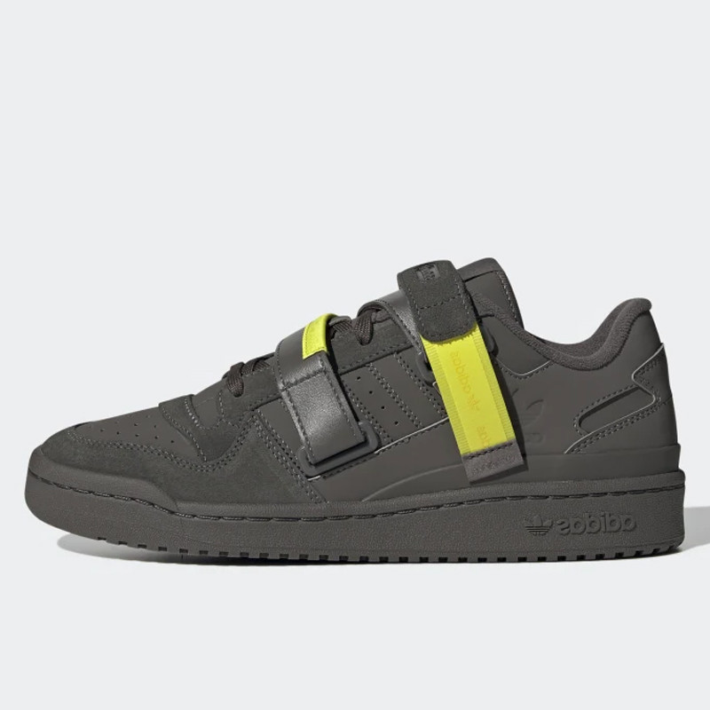SEPATU SNEAKERS ADIDAS FORUM LOW 