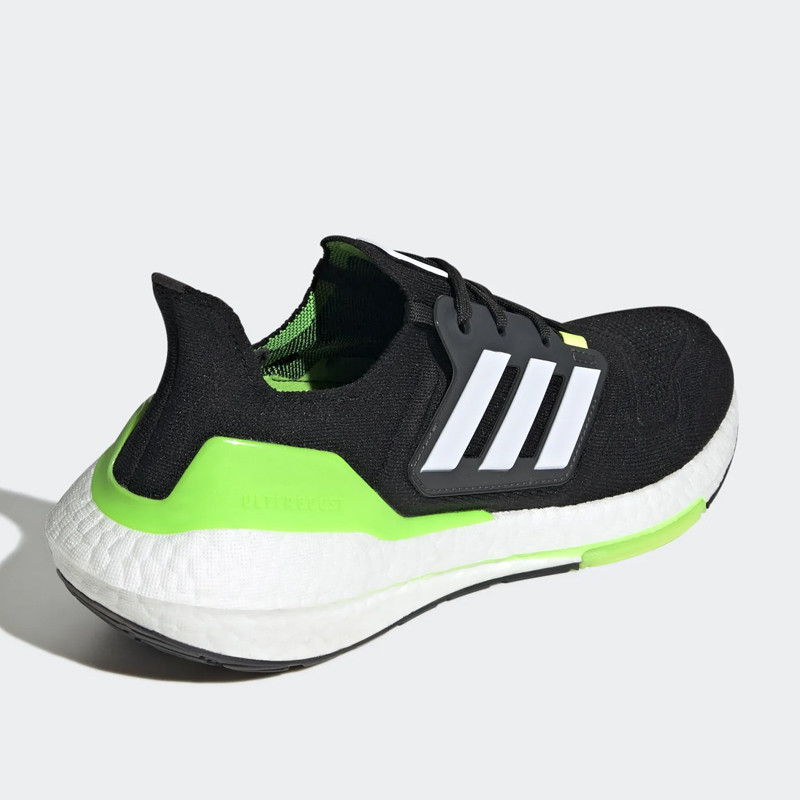 SEPATU LARI ADIDAS ULTRABOOST 22