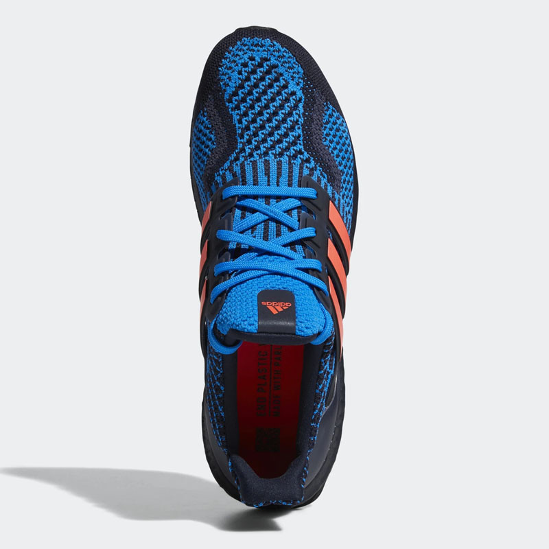 SEPATU LARI ADIDAS ULTRABOOST 5.0 DNA