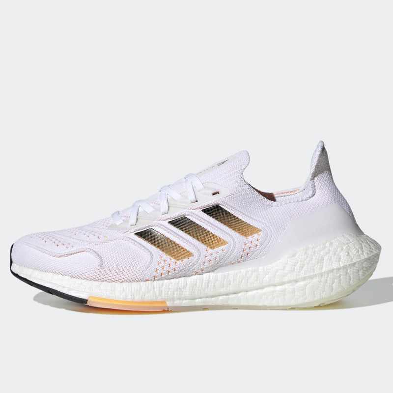 SEPATU LARI ADIDAS ULTRABOOST 22 HEAT.RDY