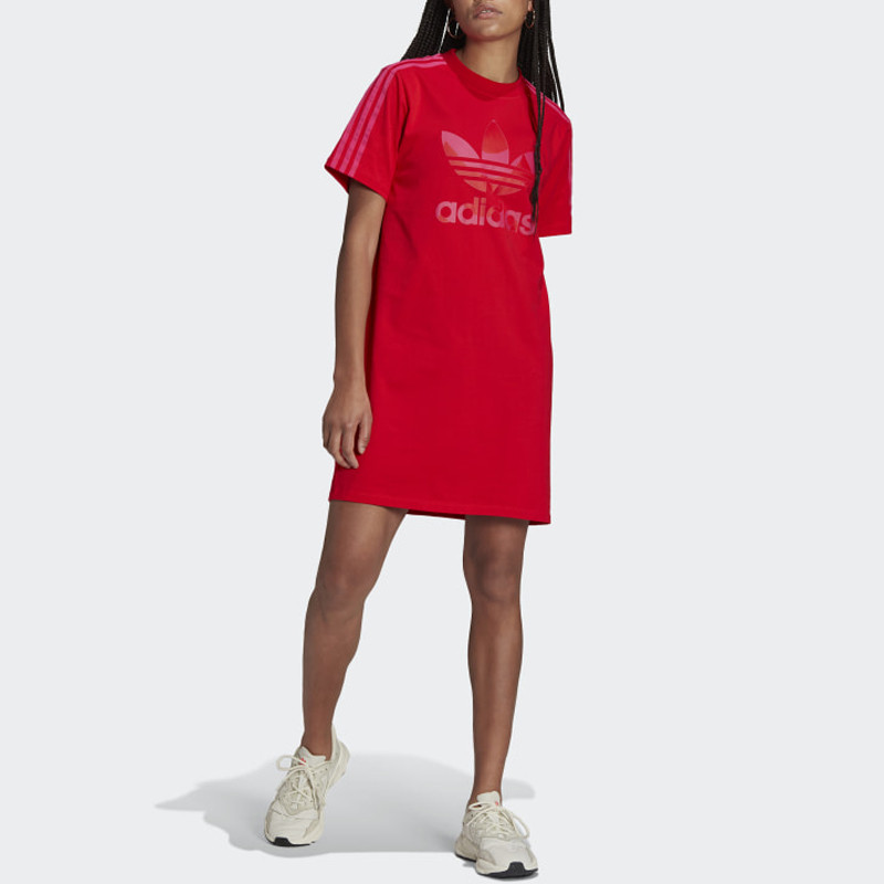 BAJU SNEAKERS ADIDAS MARIMEKKO TREFOIL PRINT INFILL TEE DRESS