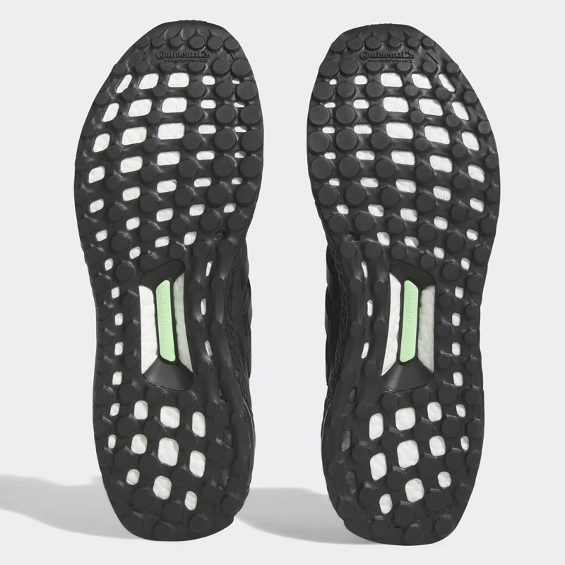 Sepatu Lari Adidas Ultraboost Core Black