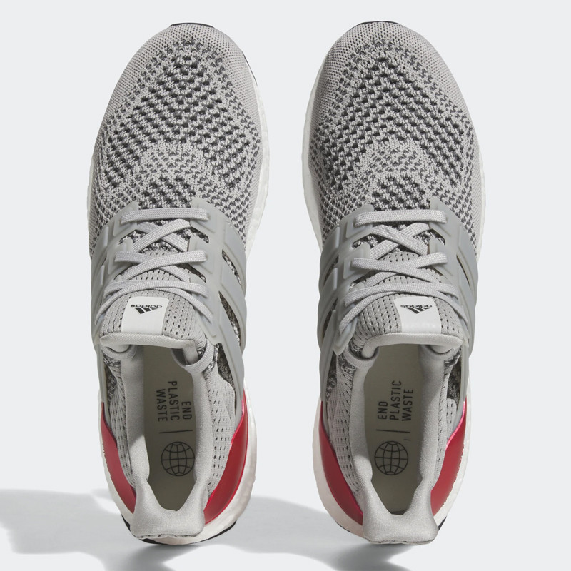 SEPATU LARI ADIDAS ULTRABOOST 1.0