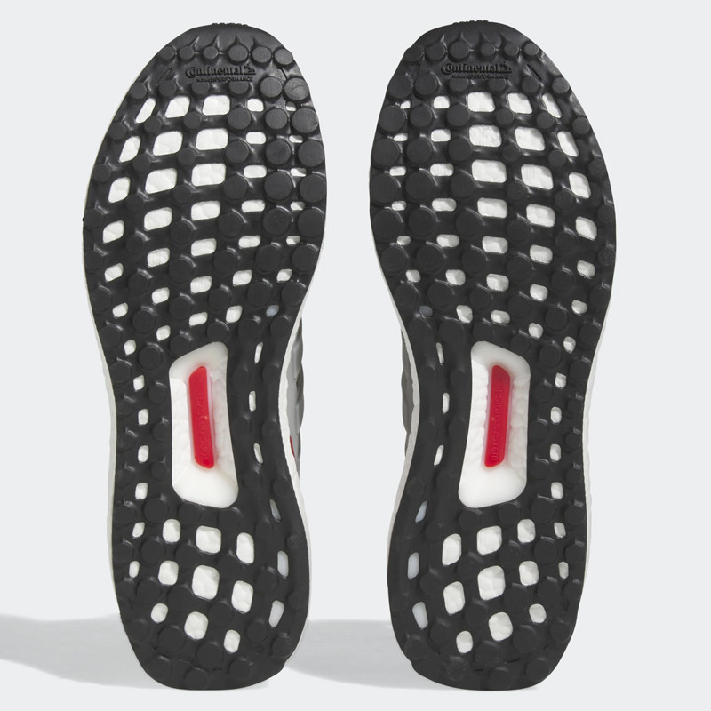 SEPATU LARI ADIDAS ULTRABOOST 1.0