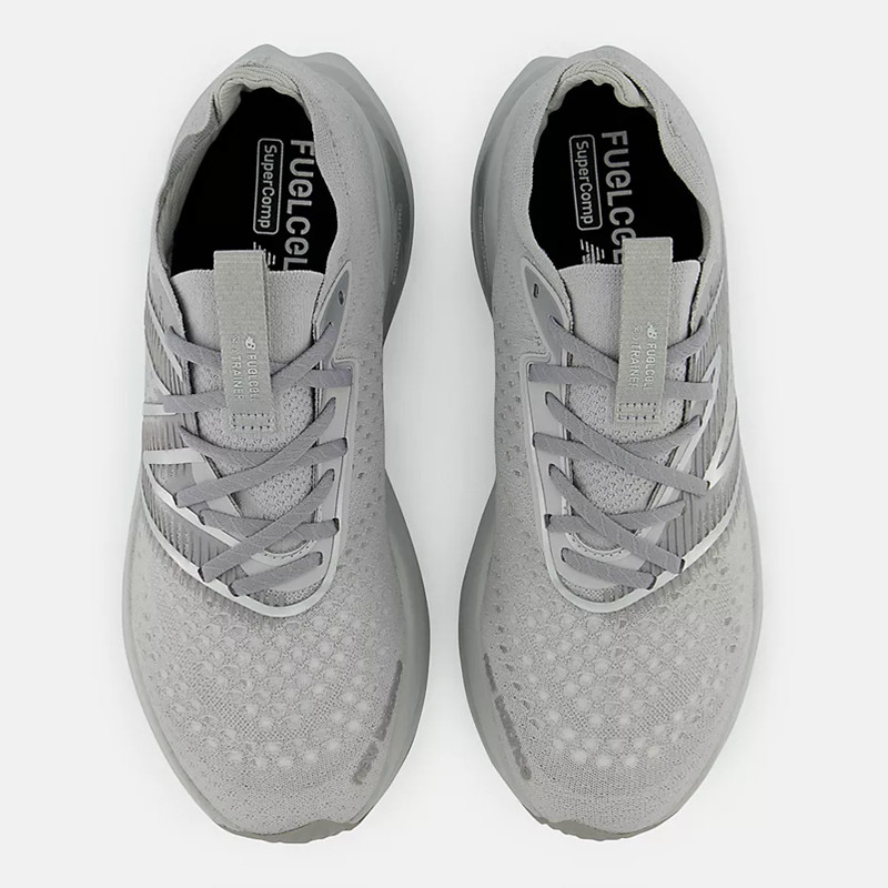 SEPATU LARI NEW BALANCE FuelCell SuperComp