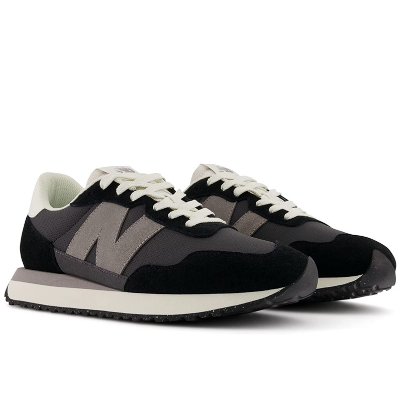 SEPATU SNEAKERS NEW BALANCE 237