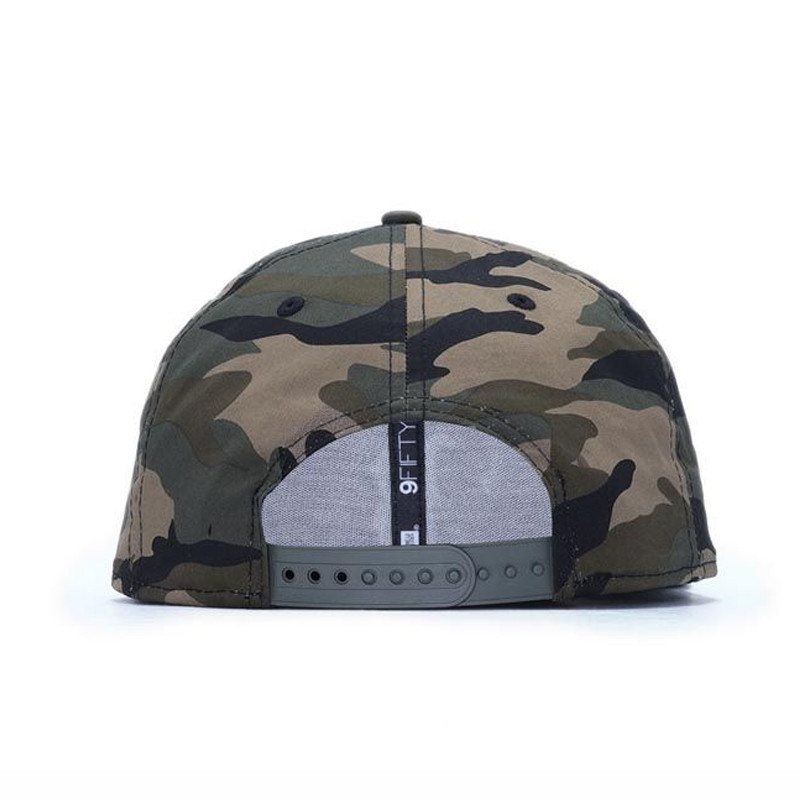 TOPI SNEAKERS NEW ERA Boston Red Sox Armed Forces Day 9FIFTY Snapback