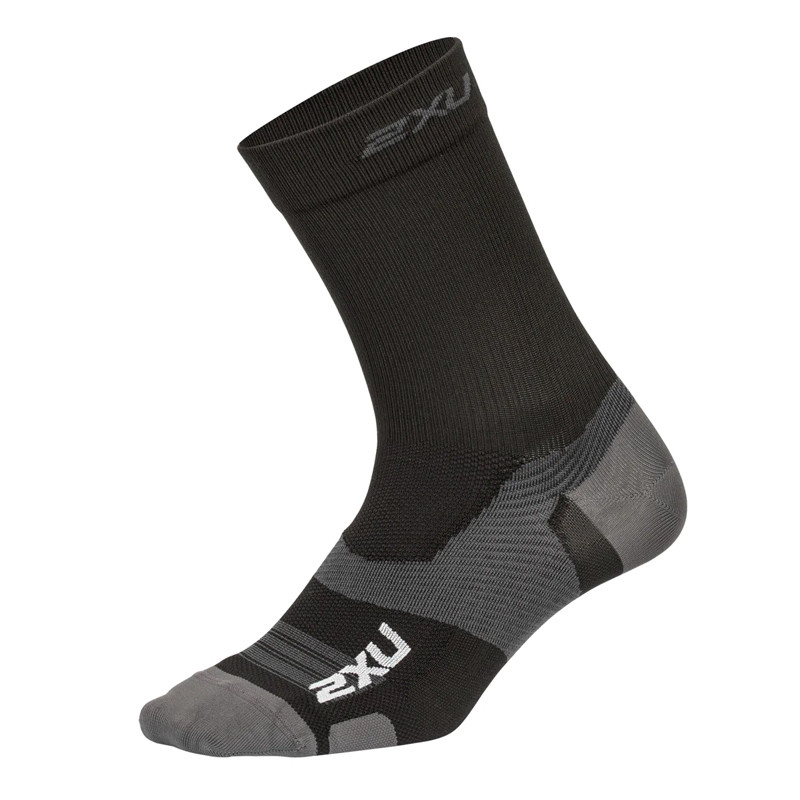 KAOS KAKI LARI 2XU Vectr Ultralight Crew Compression Socks