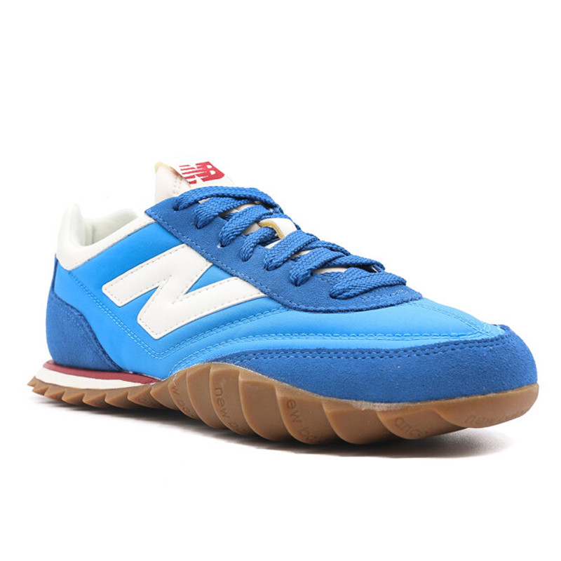 SEPATU SNEAKERS NEW BALANCE RC30