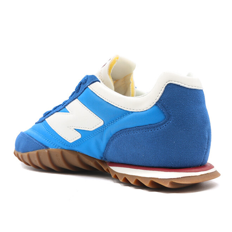 SEPATU SNEAKERS NEW BALANCE RC30