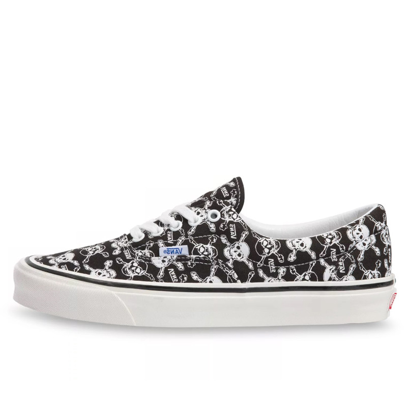 SEPATU SNEAKERS VANS Era 95 Dx