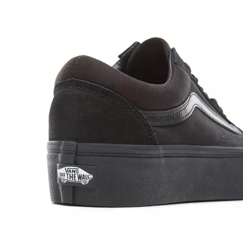 SEPATU SNEAKERS VANS Old Skool Platform