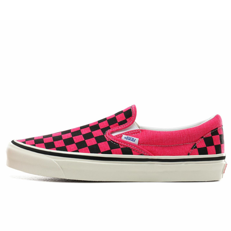 SEPATU SNEAKERS VANS Ua Classic Slip-On 98 Dx