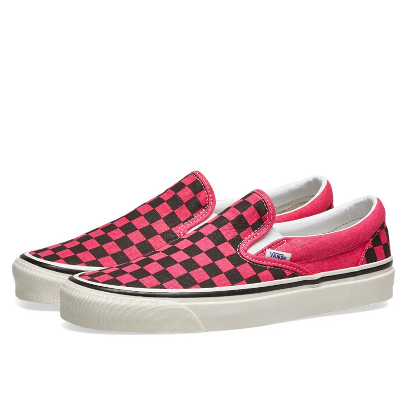 SEPATU SNEAKERS VANS Ua Classic Slip-On 98 Dx
