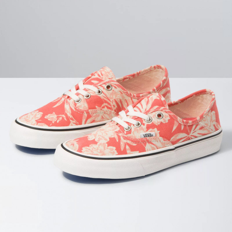 SEPATU SNEAKERS VANS Authentic Sf