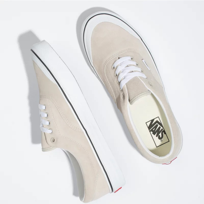 SEPATU SNEAKERS VANS Era Tc Suede