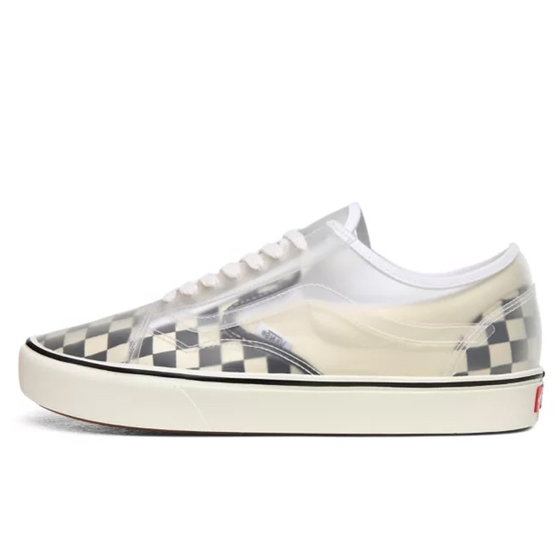SEPATU SNEAKERS VANS Comfycush Slip-Skool