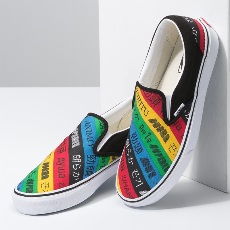 SEPATU SNEAKERS VANS Spirit Classic Slip On