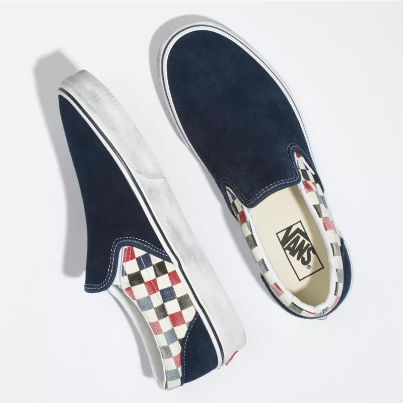 SEPATU SNEAKERS VANS Classic Slip-On