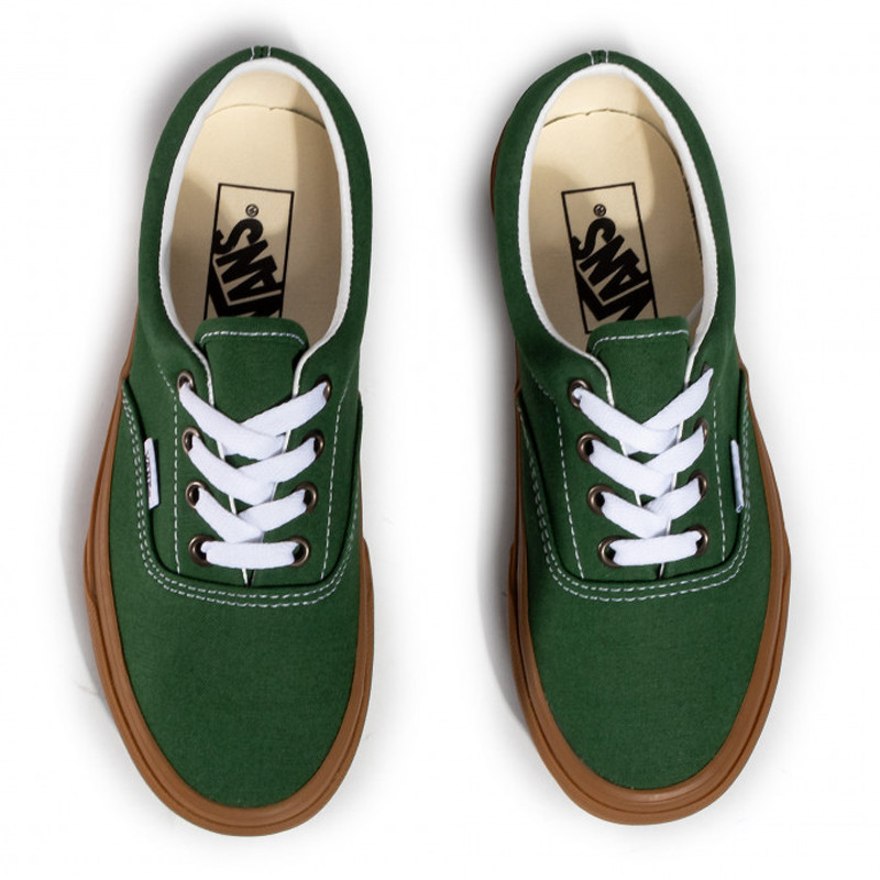SEPATU SNEAKERS VANS UA Era Gum