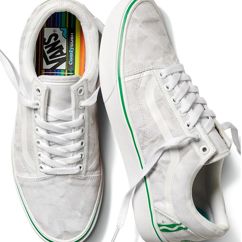 SEPATU SNEAKERS VANS X CRAYOLA COMFYCUSH OLD SKOOL
