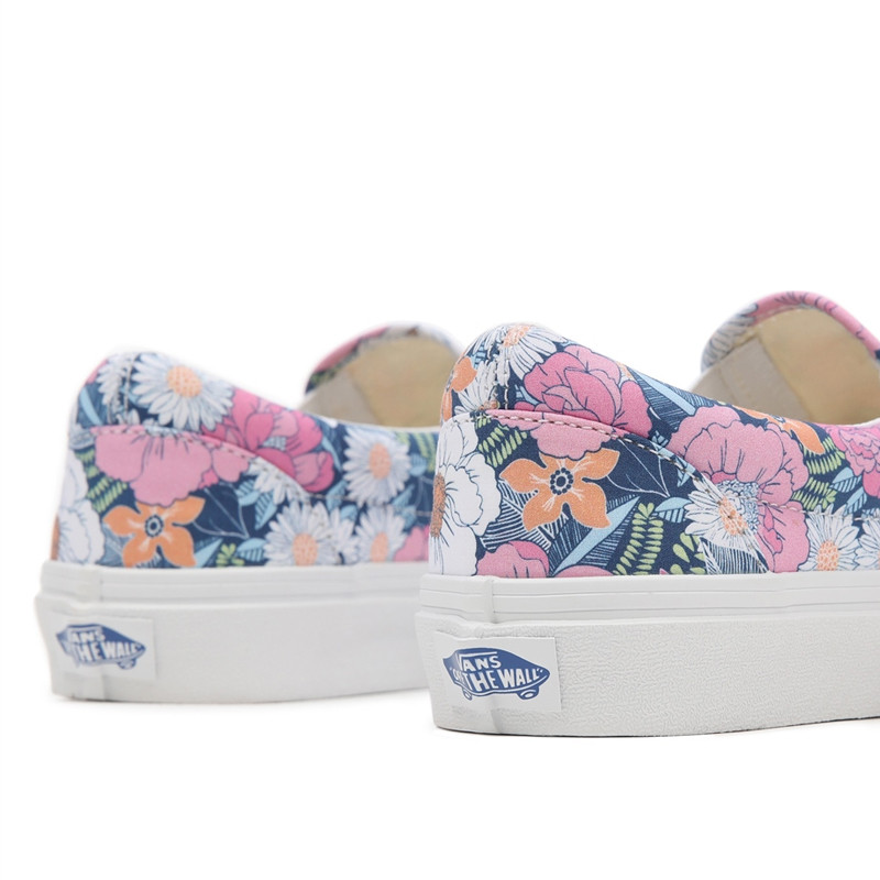 SEPATU SNEAKERS VANS RETRO FLORAL CLASSIC SLIP-ON