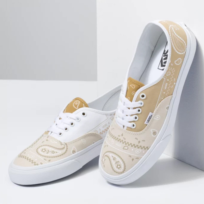 SEPATU SNEAKERS VANS PEACE PAISLEY Authentic