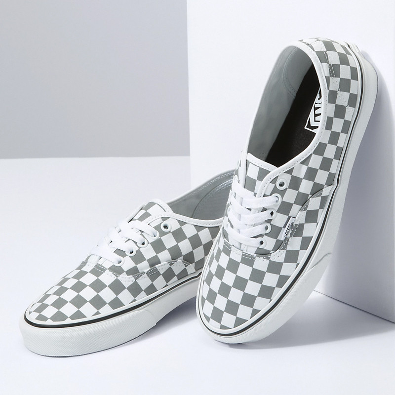 SEPATU SNEAKERS VANS AUTHENTIC