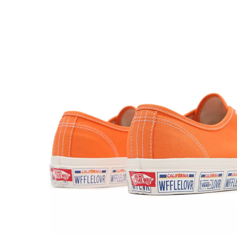 SEPATU SNEAKERS VANS ANAHEIM FACTORY AUTHENTIC 44 DX