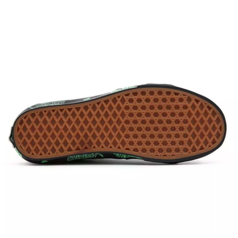 SEPATU SNEAKERS VANS SK8-HI Live At HOV
