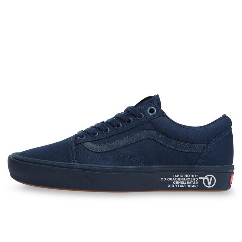 SEPATU SNEAKERS VANS Distort ComfyCush Old Skool