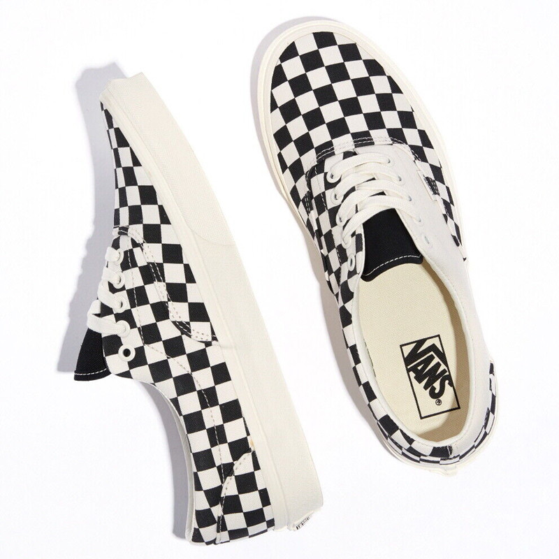 SEPATU SNEAKERS VANS Era Checkerboard