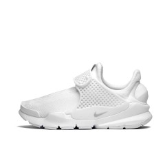 wmns sock dart