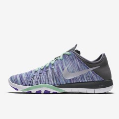 wmns free tr 6 amp