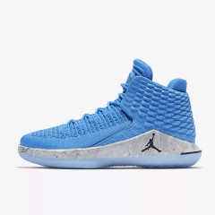 AJ 32 - Image 1