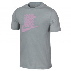 seasonal statement tee