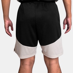2-TONE BASKETBALL SHORTS - Image 2