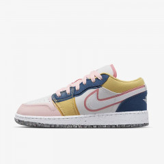 AJ 1 Low SE GS - Image 1