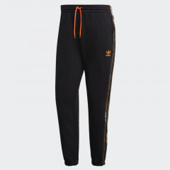 camo sweat pants