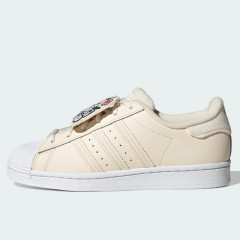 wmns superstar