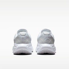 REVOLUTION 8 - Image 3