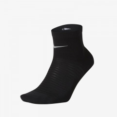 spark lightweight ankle socks
